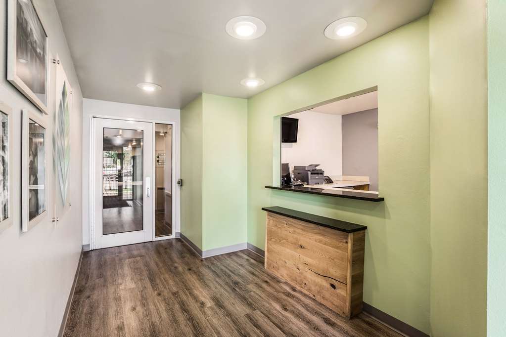 Extended Stay America Select Suites - Orlando - Sanford - Airport 내부 사진